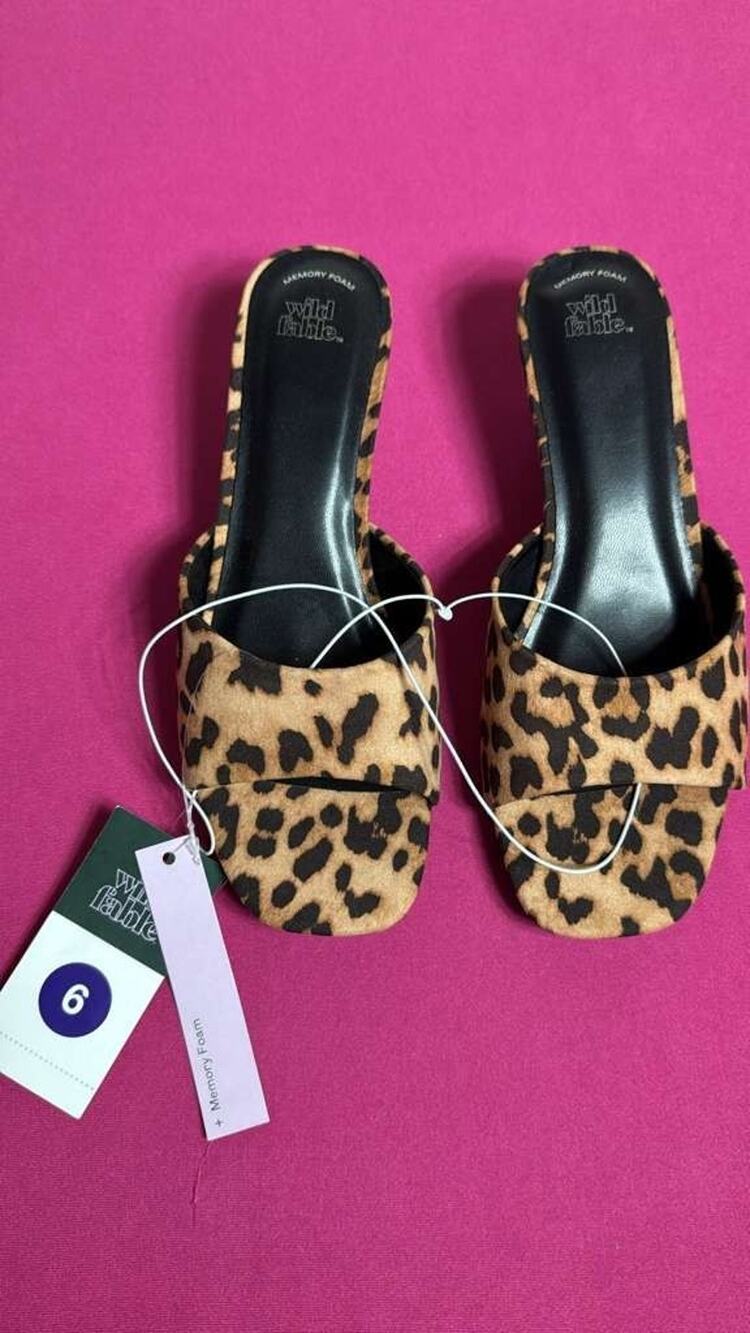 Wild Fable Leopard Print Slide Sandals Women’s Memory Foam Open Toe Size 6 - Picture 1 of 5